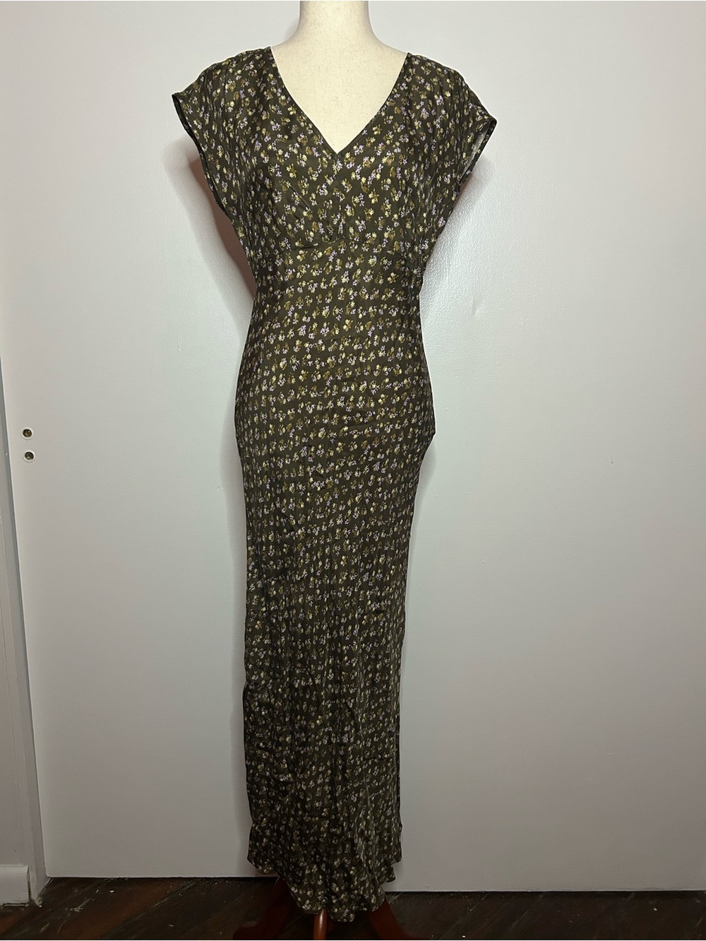 MADEWELL Brown + Yellow Floral Satin V-Neck Maxi Dress - Size 4 NWT